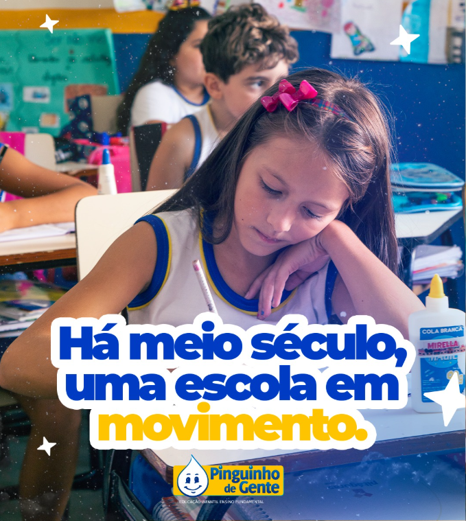 Criança estudando na Escola Pinguinho de Gente